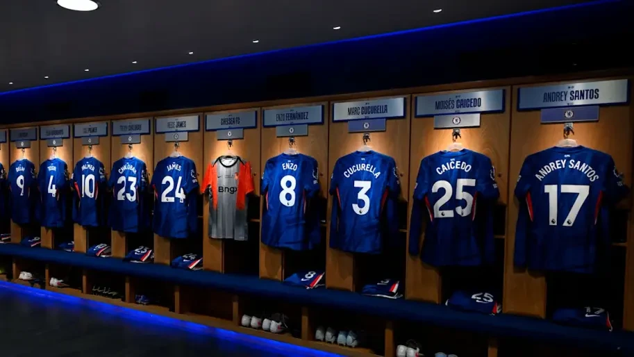 Прем’єр-ліга покарала "Челсі": багатомільйонний штраф та 9-місячний бан на підписання гравців