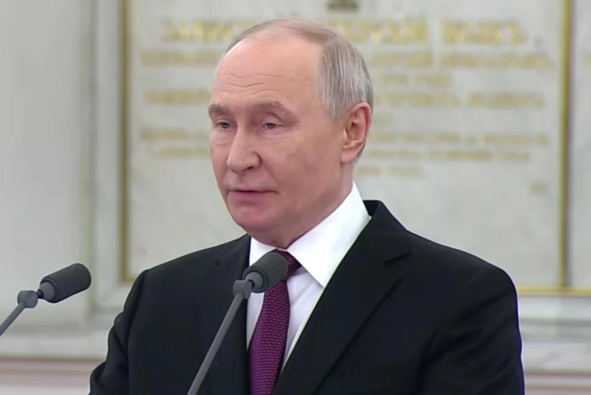 "А де докази?": Путін спер на Мерца провину за дронову атаку на аеропорт Лейпцига
